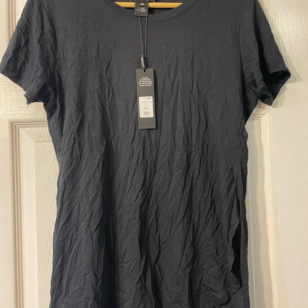 Fashion Nova Black Short-Sleeve Crewneck Tee